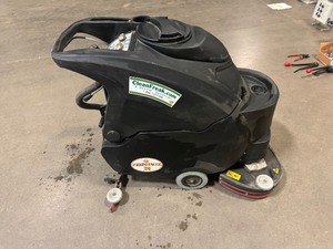 lot 4 image: Clean Freak Floor Scrubber. Everything is there.  Needs Batteries.