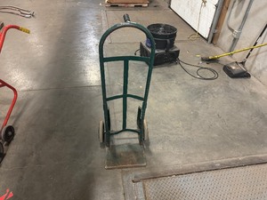 lot 8 image: Harper 2-Wheeler. Hard Tires. 800 LB Capacity