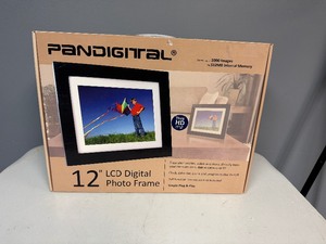 lot 86 image: 12 LCD Digital Photo Frame