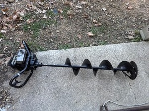 lot 20 image: Ice Auger 49CC Tecumseh Magnum Engine