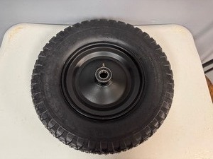 lot 29 image: 18 Turf Tire 18x4.00-10 Max Load 400 LBS