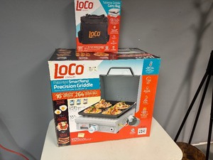 lot 62 image: 16 Tabletop Griddle with Carry Bag - New