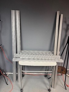 lot 51 image: Nine Pieces Various Sized 8020 Aluminum