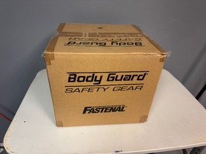 lot 56 image: Fastenal Body Guard White Hair Nets