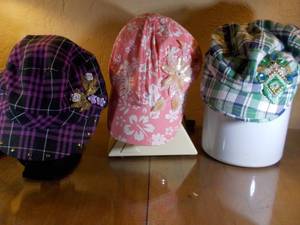 lot 9 image: Boutique caps