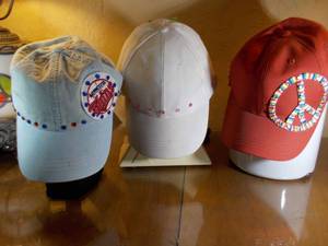 lot 10 image: 3 Womans Hats