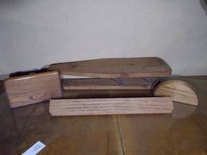 lot 36 image: Wooden shelves