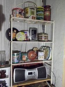 lot 41 image: Over the toilet shelf