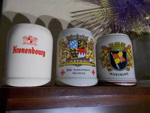 lot 42 image: German ceramic mugs