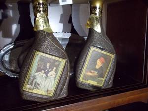 lot 71 image: Unique Beam bottles
