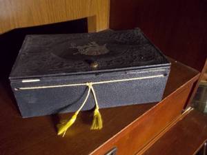 lot 80 image: Antique writing box