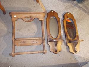 lot 118 image: Shelves