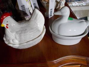 lot 164 image: Nesters