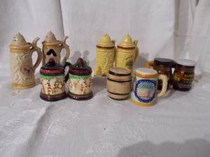 lot 174 image: Vintage salt and pepper shakers