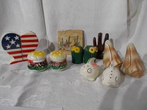 lot 179 image: Assortment of salt and pepper shakers
