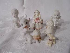 lot 191 image: Mini figurines