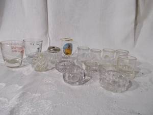 lot 194 image: Vintage salt cellars and glass