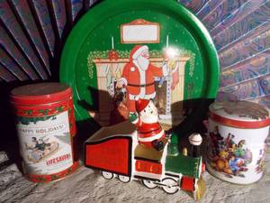 lot 263 image: Christmas items