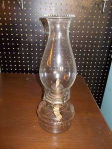 lot 313 image: Vintage Oil Lamp