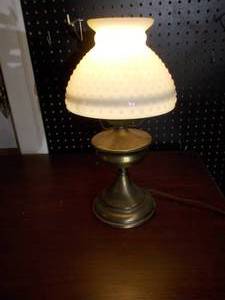 lot 314 image: Vintage Electric Lamp