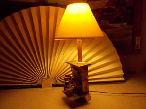 lot 283 image: Homemade light