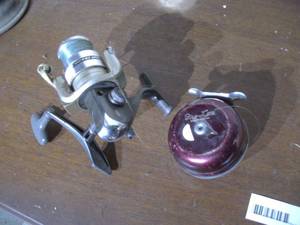 lot 384 image: Fishing items