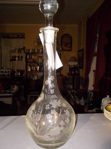 lot 218 image: vintage Toscany Romanian etched crystal decanter