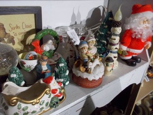 lot 242 image: a collection of vintage Christmas decorations