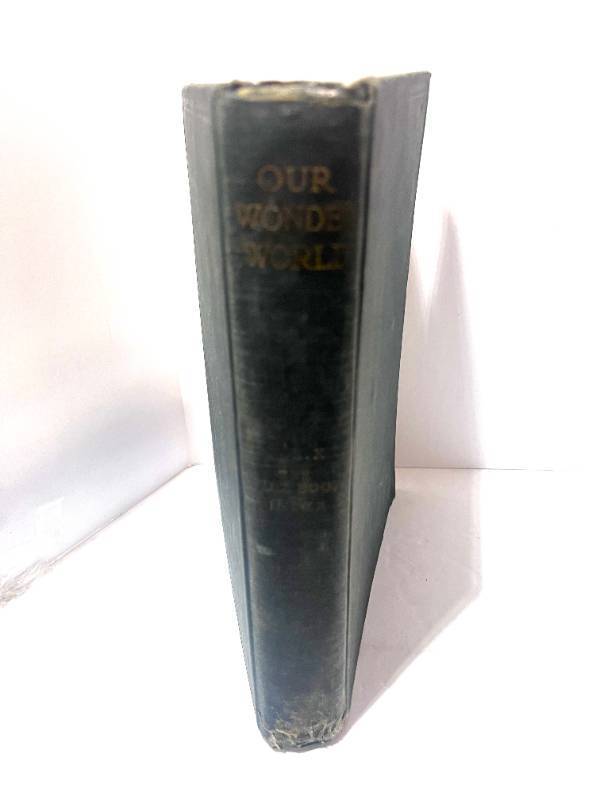 lot 107 image: 1918 Our Wonder World A Library of Knowledge Vol 10 Quiz Book