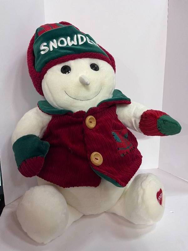 lot 32 image: 1998 Snowden Plush Snowman