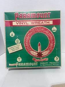 lot 37 image: Vintage Paramount Vinyl Christmas Wreath in Box