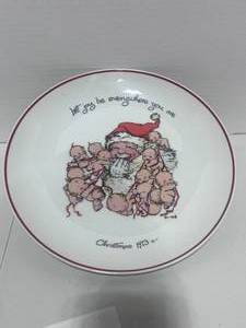 lot 38 image: 1973 Commemorative Edition Kewpie Christmas Plate