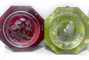 lot 66 image: 1970-71 Sterling on Crystal Christmas Plates in Cases