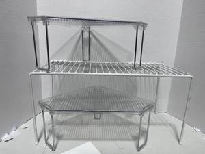 lot 150 image: 7 Various Cupboard Racks