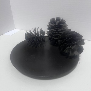 lot 106 image: Vintage Rustic Heavy Metal Pine Cone Candle Holder