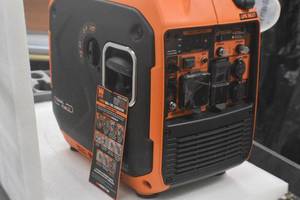 WEN DF360iX Quiet and Lightweight 3600-Watt Dual Fuel RV-Ready Portable Inverter Generator with Fuel Shut Off and CO Watchdog