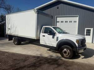 2019 FORD F-450 - 14' ROCKPORT BOX TRUCK
