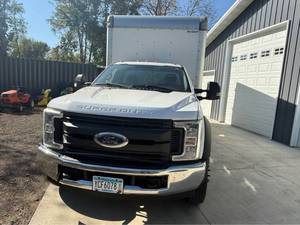 2019 FORD F-450 - 14' ROCKPORT BOX TRUCK