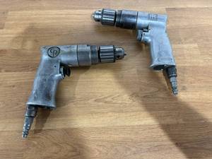 lot 23 image: Lot of Pneumatic Drills