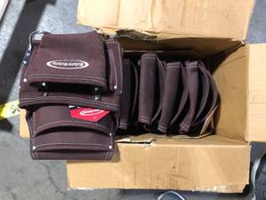 lot 54 image: Lot of  McGuire-Nicholas 11 in. Carpenter Tool Pouch    Customer Returns See Pictures