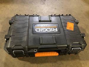 lot 41 image: RIDGID Pro Gear System Gen 2.0 Stackable Durable 22 in. Modular Tool Box Storage With Heavy Duty Latches and Handles Customer Returns See Pictures
