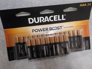 lot 39 image: 24 Duracell Power Boost AAA Batteri...