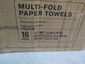 lot 58 image: Case of 4000 White 1 ply Multi Fold...