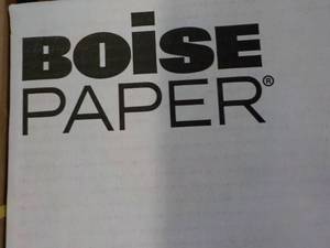 lot 74 image: Boise 4000 Sheets White 8.5 x 14 C...