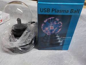 lot 129 image: USB Plasma Ball...