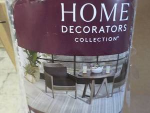lot 154 image: Home Decorators Rhapsody IndoorOut...