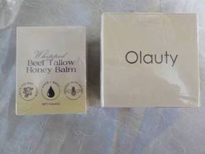 lot 168 image: Olauty BB Cream and Puff, Beef Tall...