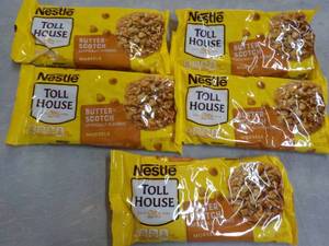 lot 242 image: 5 Bags Butterscotch Morsels 11 oz e...