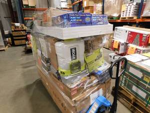 lot 124 image: WHOLESALE PALLET LOT OF GENERAL MERCHANDISE