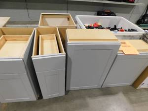 lot 204 image: (5) Gray Kitchen Cabinet Lot